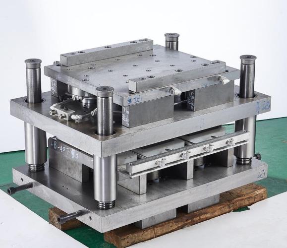 How To Select Aluminium Foil Container Mould